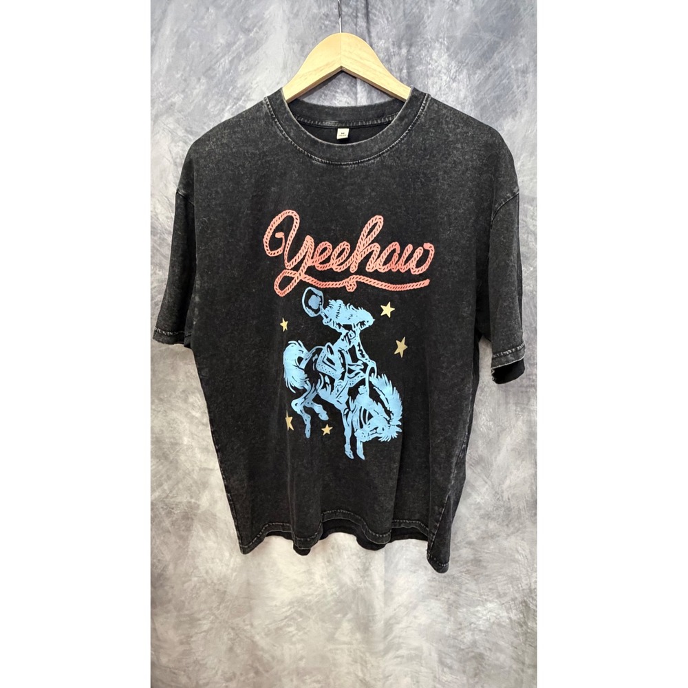 Cowgirl Yeehaw Cowboy Bronco Graphic T-Shirt Mens Medium Y2K Country Concert